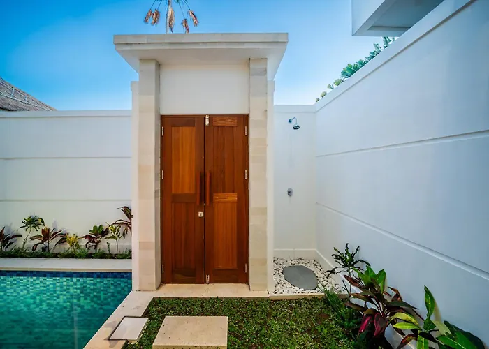 Lotus Villa Seminyak